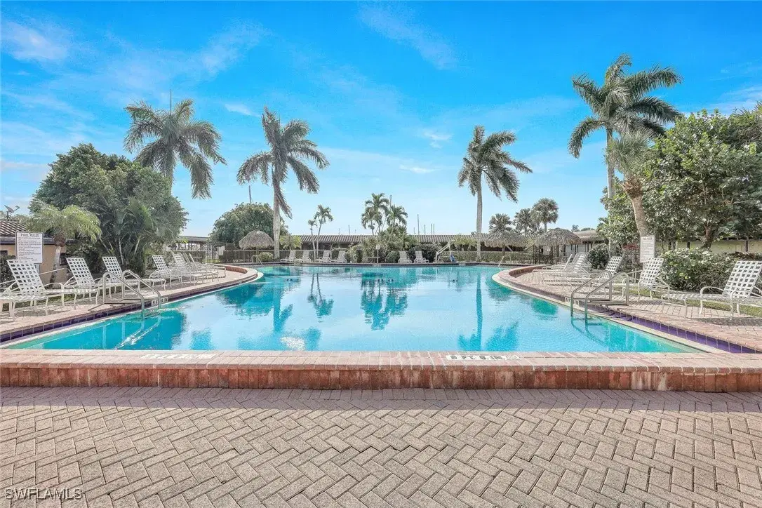 Picture of 25000 Tamiami Trl E E162, Naples, FL 34114