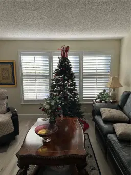 Picture of 2302 S Cypress Bend Dr 406, Pompano Beach, FL 33069