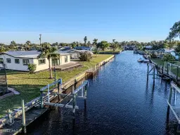 Picture of 4419 N Bay Cir, North Fort Myers, FL 33903
