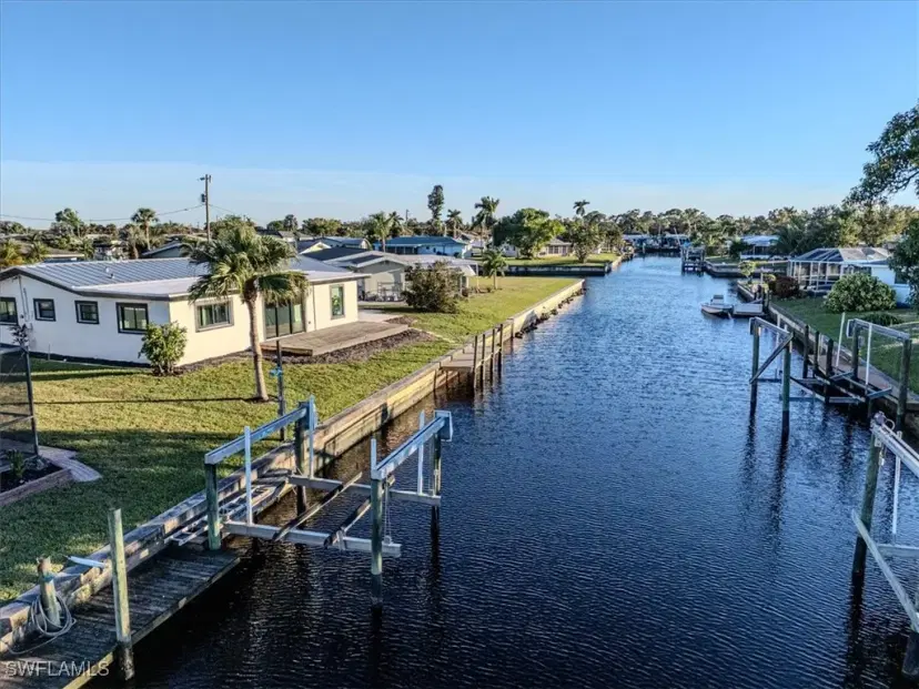 Picture of 4419 N Bay Cir, North Fort Myers FL 33903