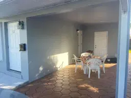 Picture of 812 NE 3Rd St, Hallandale Beach, FL 33009