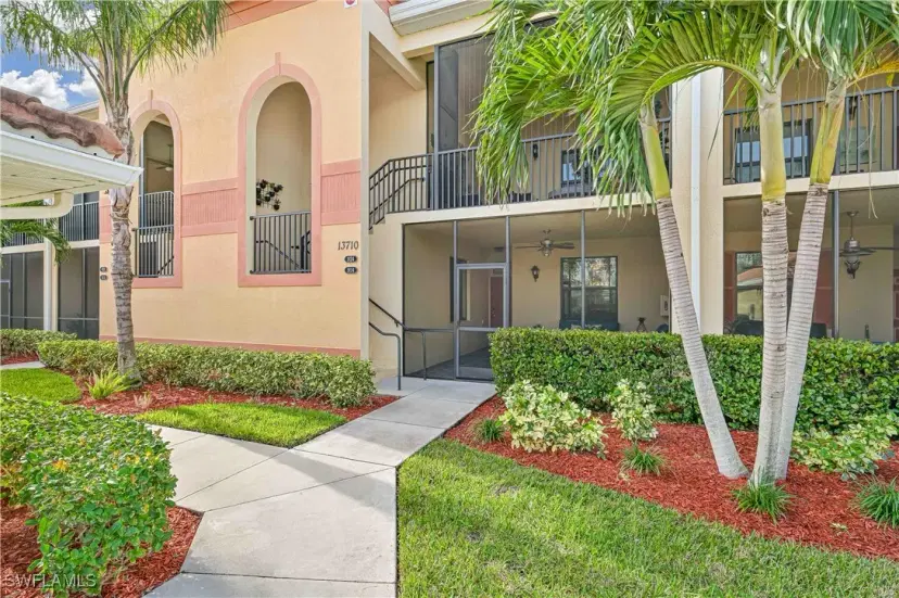 Picture of 13710 Julias Way 914, Fort Myers FL 33919