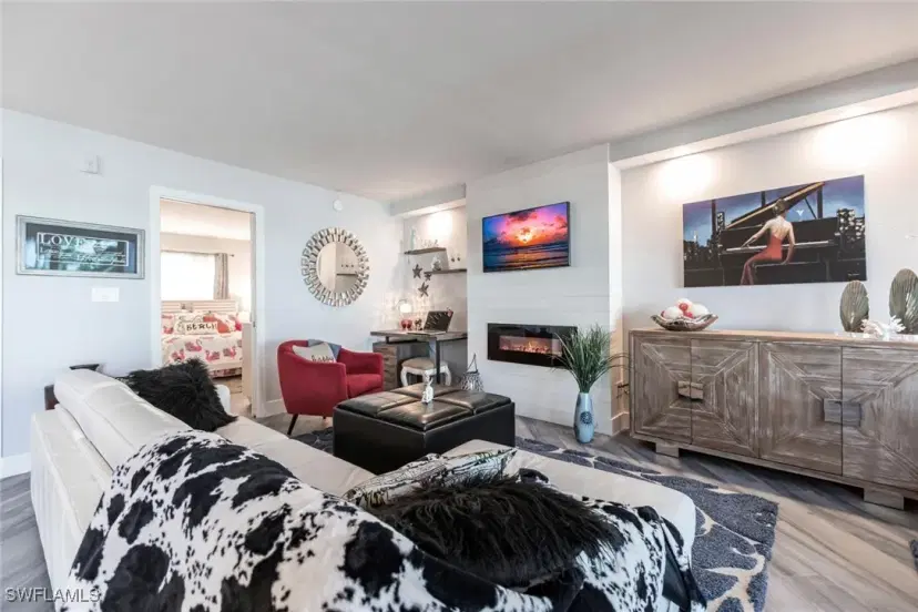 Picture of 1085 Bald Eagle Dr B205, Marco Island FL 34145