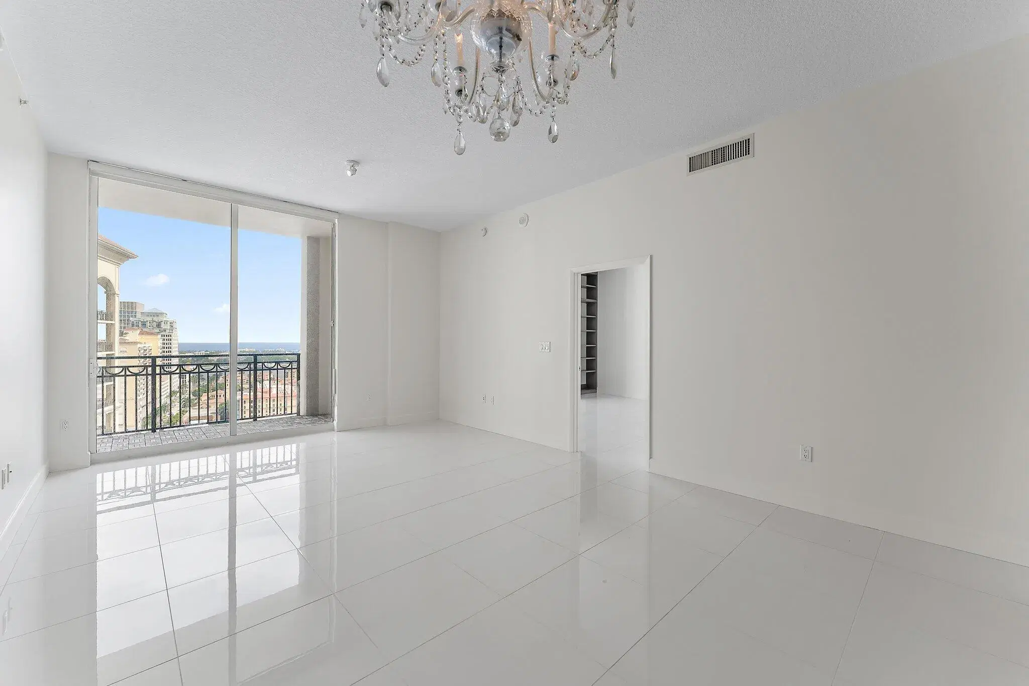 Picture of 550 Okeechobee Boulevard Mph15, West Palm Beach, FL 33401