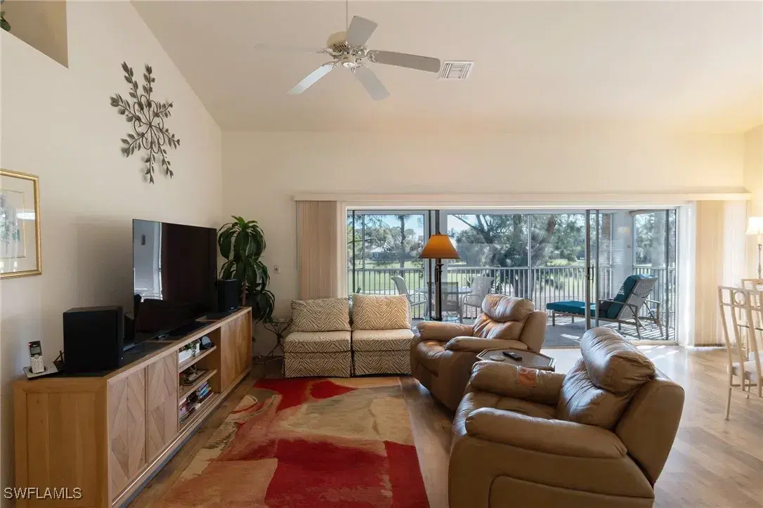 Picture of 13100 Hamilton Harbour Dr G11, Naples, FL 34110