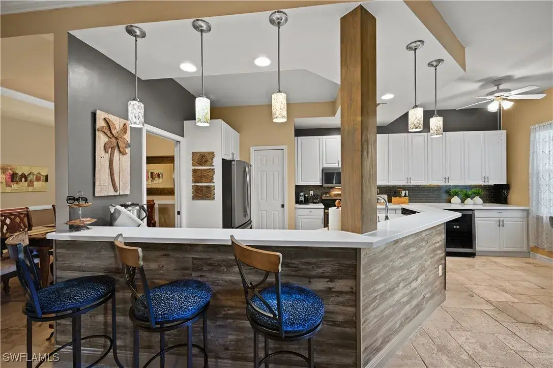 Picture of 14000 W Hyde Park Dr 103, Fort Myers, FL 33912
