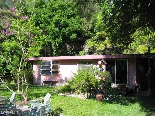 Picture of 1215 Periwinkle Way, Sanibel, FL 33957