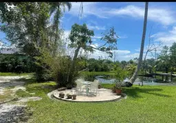 Picture of 1215 Periwinkle Way, Sanibel, FL 33957