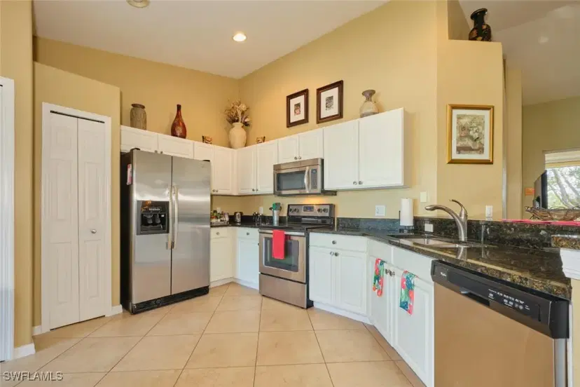 Picture of 10105 Colonial Country Club Blvd 2503, Fort Myers FL 33913
