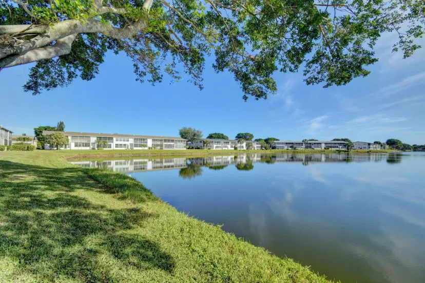 Picture of 143 Chatham G, West Palm Beach FL 33417