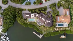Picture of 6440 SE Harbor Circle, Stuart, FL 34996