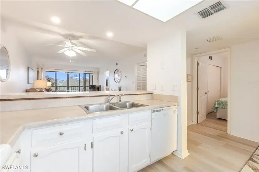 Picture of 21400 Bay Village Dr 106, Fort Myers Beach FL 33931