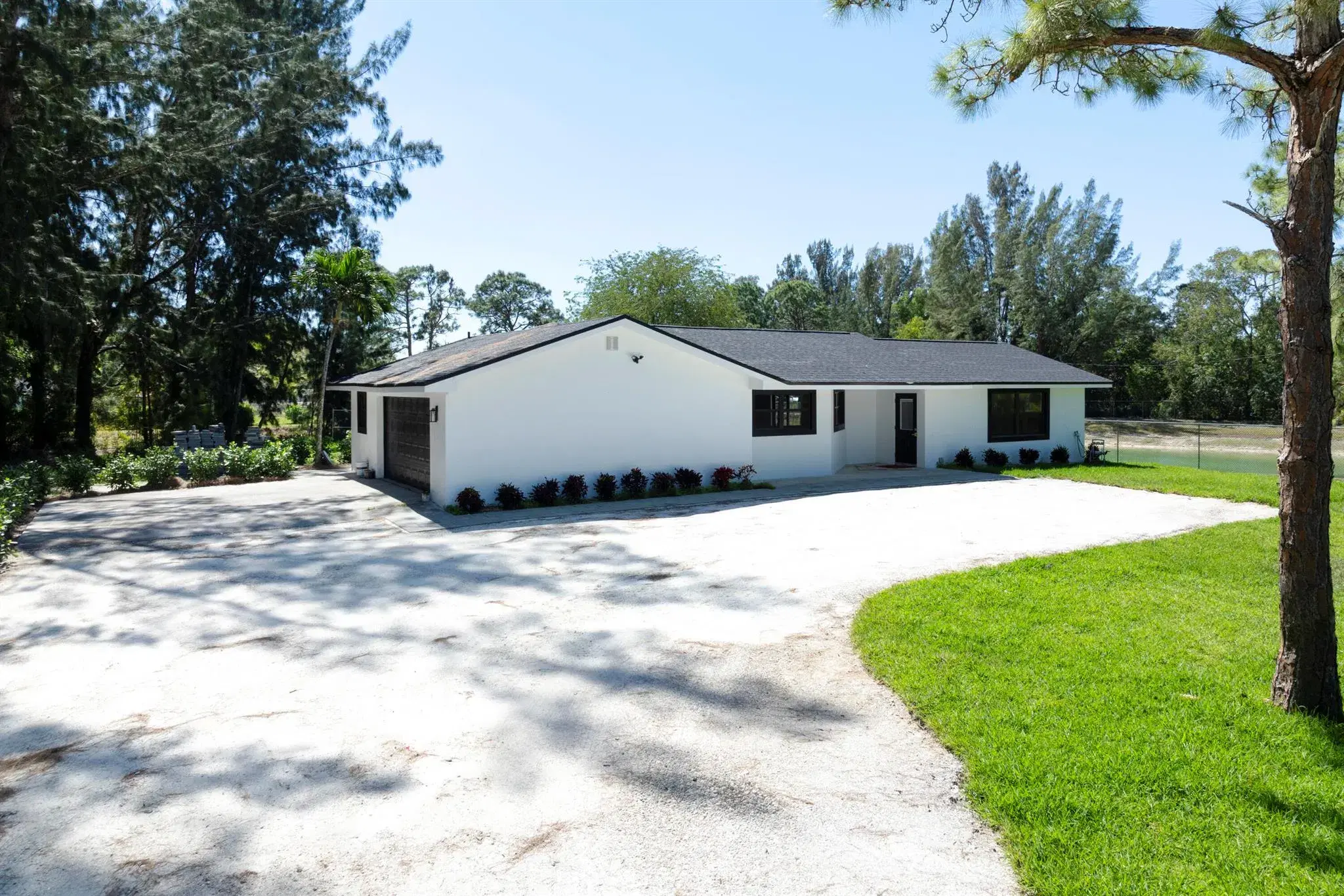 Picture of 16700 Pimlico Drive E, Loxahatchee, FL 33470