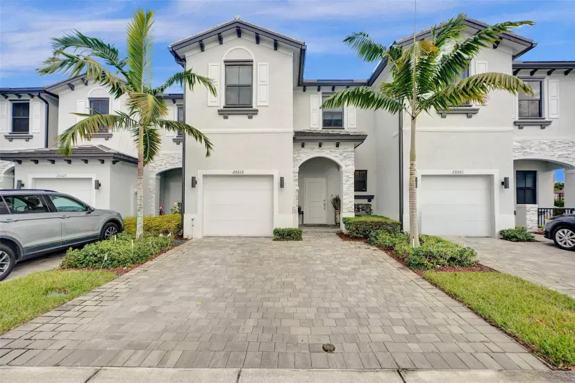 Picture of 20313 NW 4Th Ct 20313, Miami FL 33169