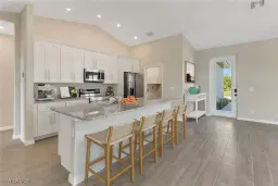 Picture of 422 NE 25Th Ter, Cape Coral, FL 33909