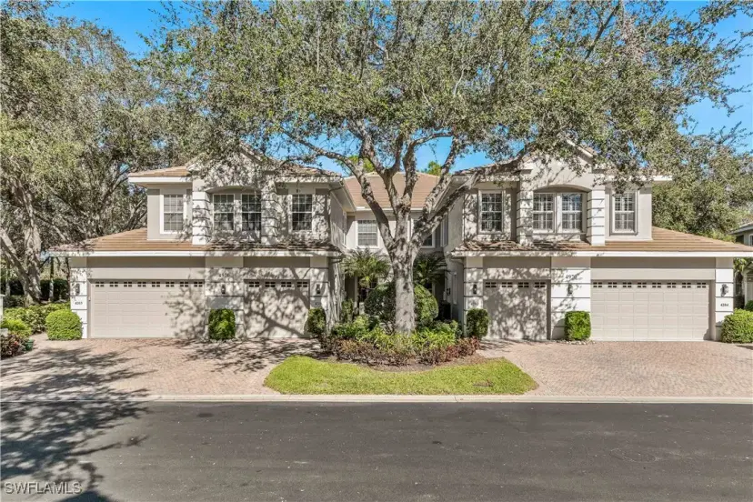Picture of 4970 Westchester Ct 4202, Naples FL 34105