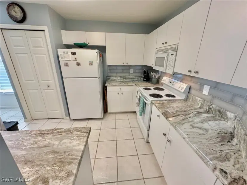 Picture of 22975 Lone Oak Dr, Estero FL 33928
