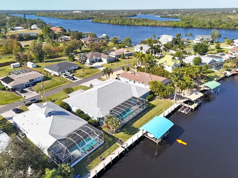 Picture of 2008 Bahama Ave, Fort Myers FL 33905