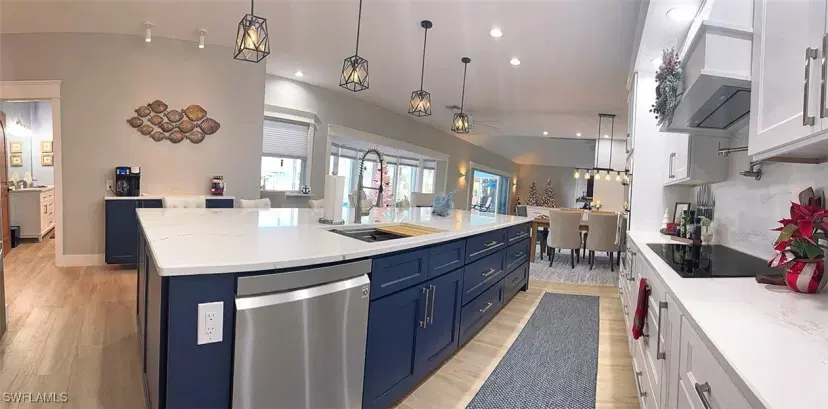 Picture of 2008 Bahama Ave, Fort Myers FL 33905