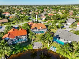 Picture of 12820 Leeds Court, Wellington, FL 33414