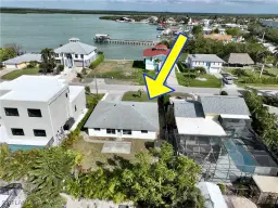 Picture of 106 Pago Pago Dr W, Naples, FL 34113