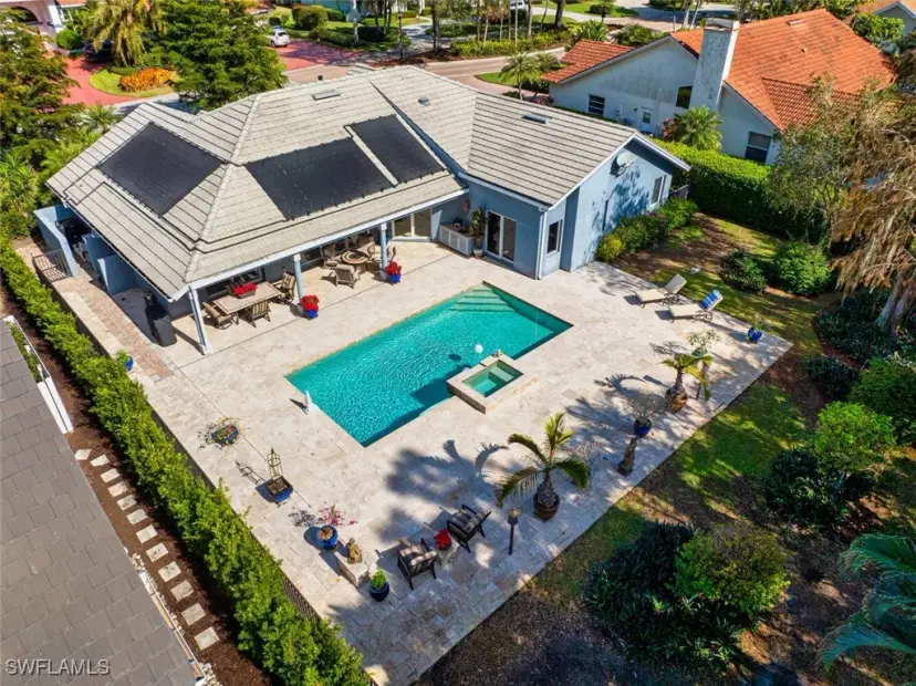 Picture of 173 Edgemere Way S, Naples FL 34105