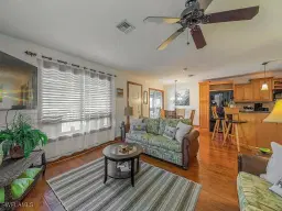 Picture of 1533 Chesapeake Ave A5, Naples, FL 34102