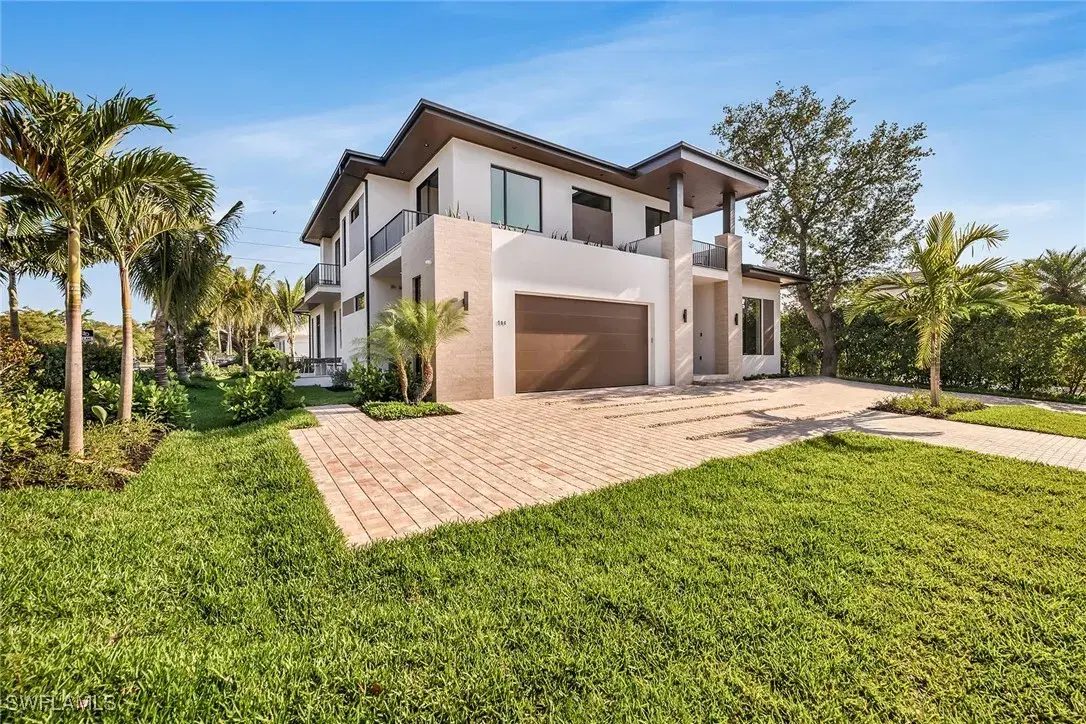 Picture of 788 7Th Ave N, Naples, FL 34102