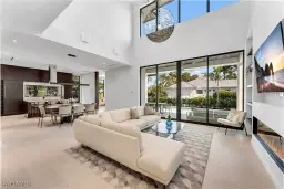 Picture of 788 7Th Ave N, Naples, FL 34102