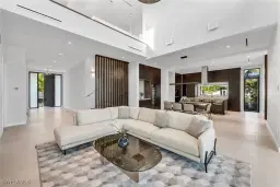 Picture of 788 7Th Ave N, Naples, FL 34102