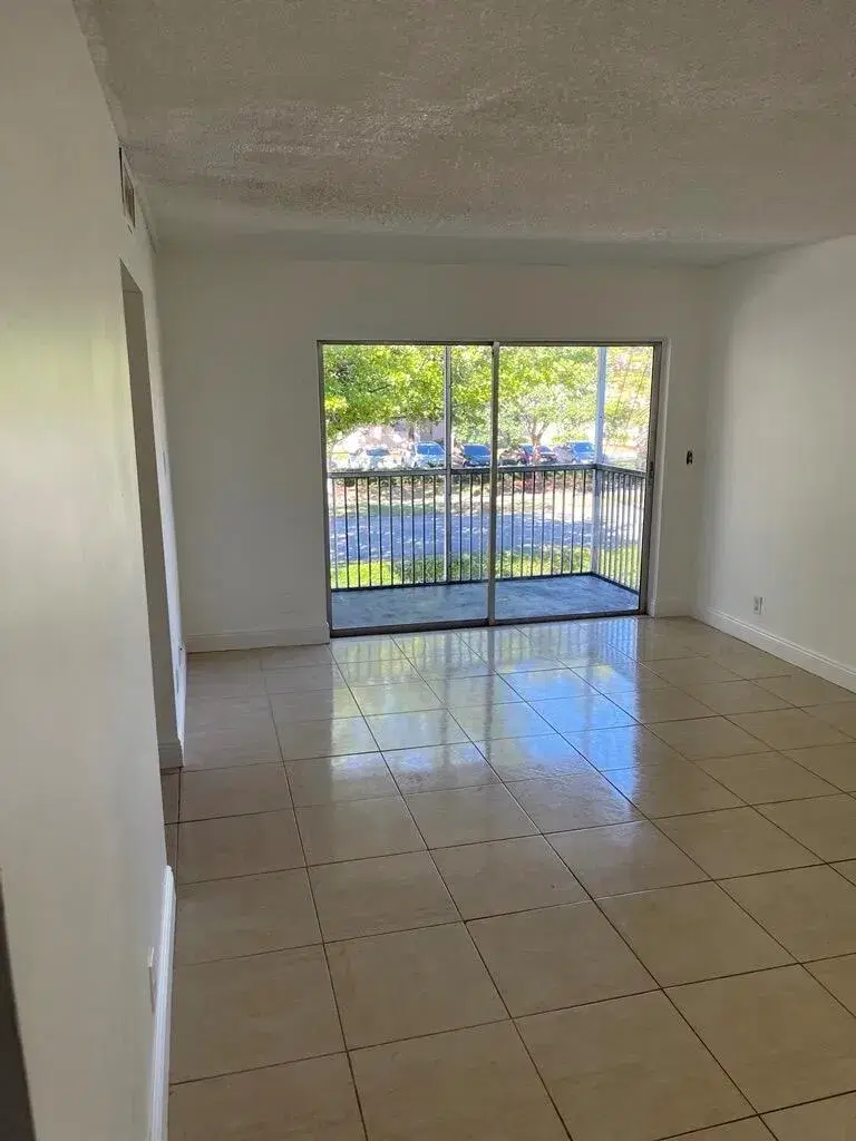 Picture of 2720 Forest Hills Boulevard 204, Coral Springs FL 33065