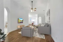 Picture of 1355 Mariposa Cir 202, Naples, FL 34105