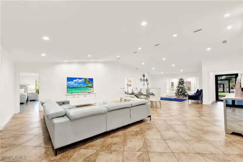 Picture of 161 Golden Gate Blvd E, Naples FL 34120