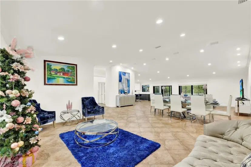 Picture of 161 Golden Gate Blvd E, Naples FL 34120