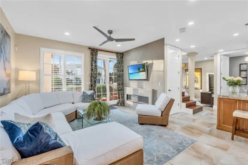 Picture of 1180 Clam Ct 1, Naples FL 34102