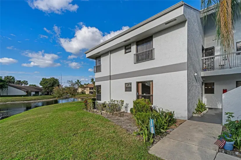 Picture of 4425 Carambola Cir 2620, Coconut Creek FL 33066