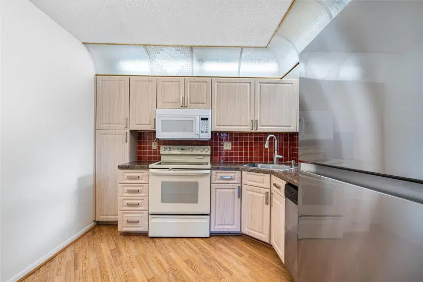 Picture of 4425 Carambola Cir 2620, Coconut Creek FL 33066