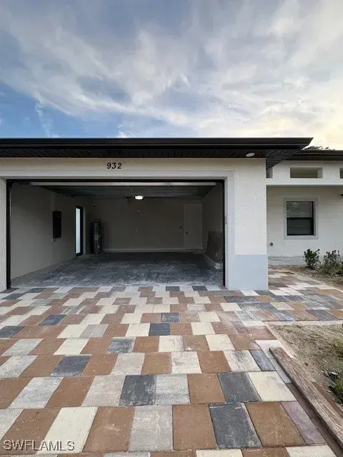 Picture of 932 Milwaukee Blvd, Lehigh Acres FL 33974