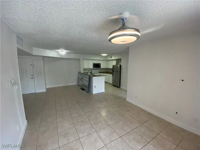 Picture of 1275 Wildwood Lakes Blvd 105, Naples FL 34104