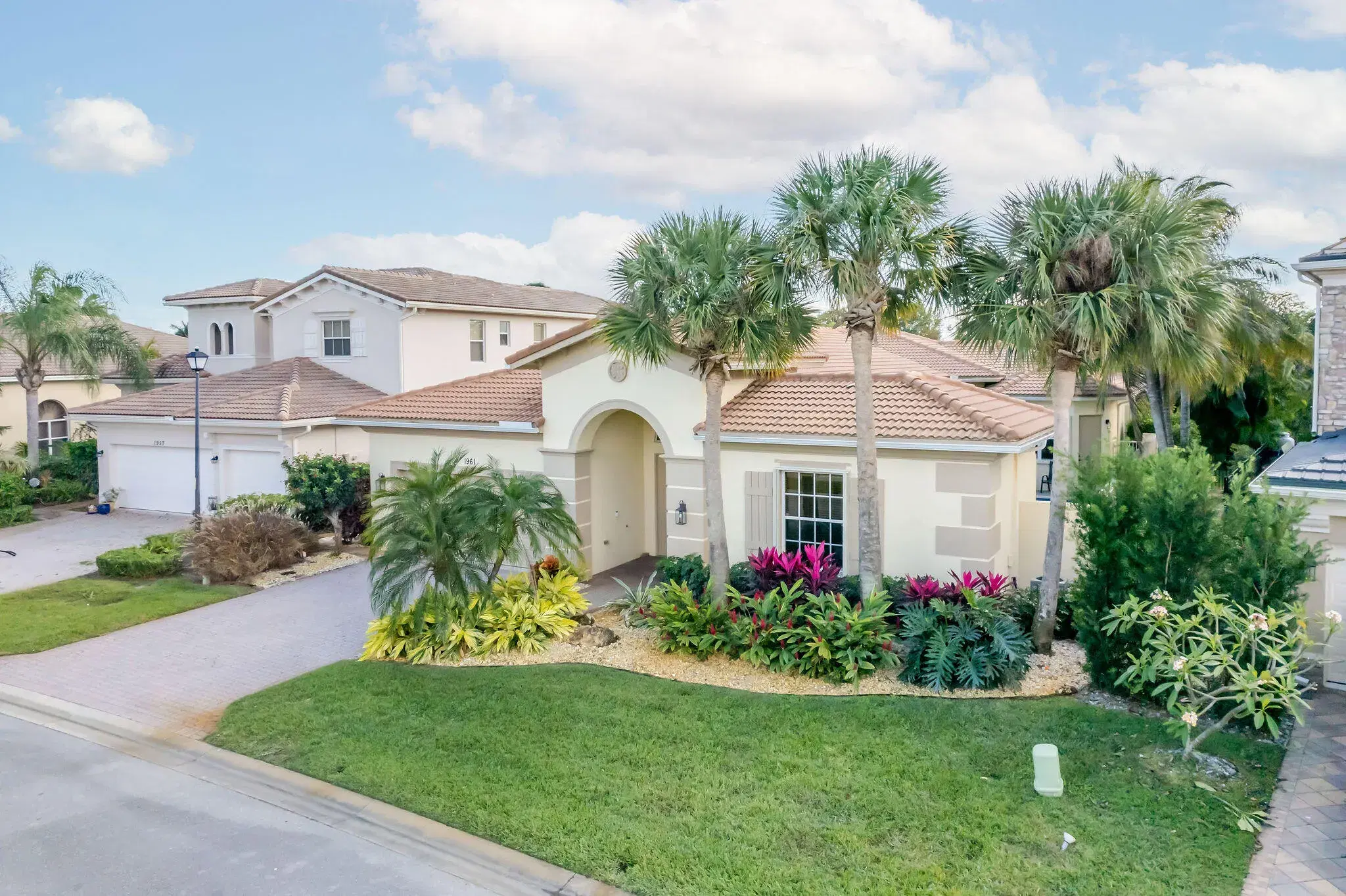 Picture of 1961 Newmark Circle Sw, Vero Beach, FL 32968