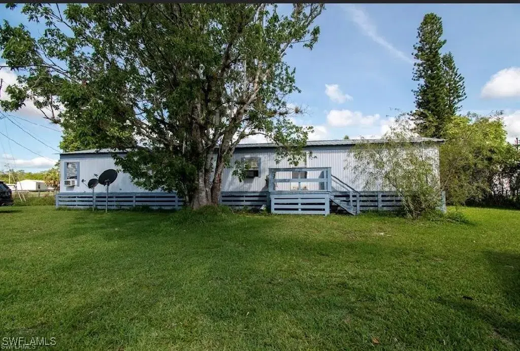 Picture of 223 Gladys Ct, Copeland, FL 34137