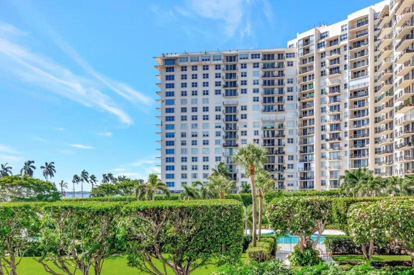 Picture of 1701 S Flagler Drive 203, West Palm Beach FL 33401