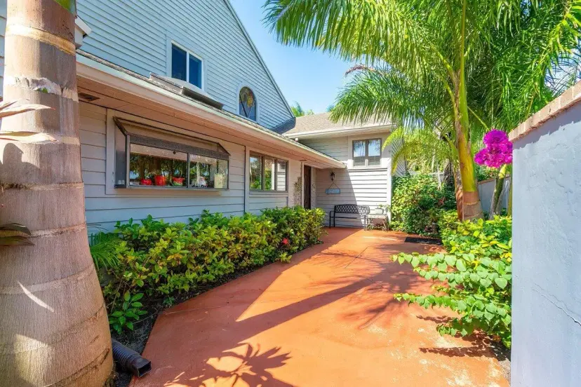 Picture of 6879 Palm Grove Court, West Palm Beach FL 33418