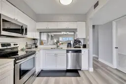 Picture of 2200 S Cypress Bend Drive 702, Pompano Beach, FL 33069