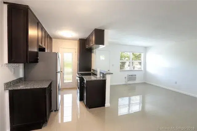 Picture of 1820 Venice Park Dr 205, North Miami FL 33181