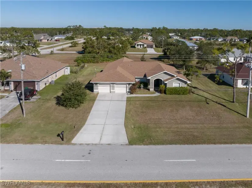 Picture of 1625 N Gator Cir, Cape Coral FL 33909