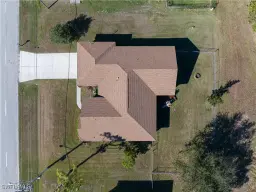 Picture of 1625 N Gator Cir, Cape Coral, FL 33909