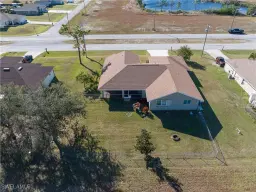 Picture of 1625 N Gator Cir, Cape Coral, FL 33909