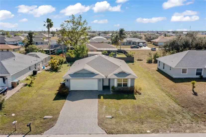 Picture of 1126 NE 10Th St, Cape Coral FL 33909