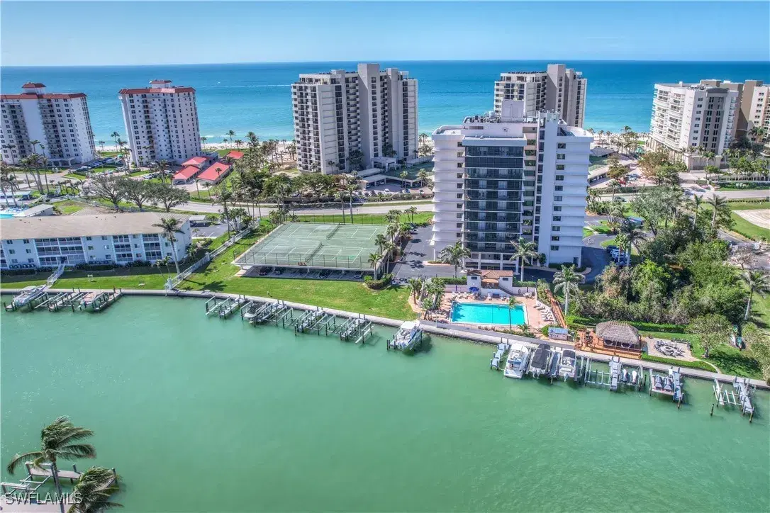 Picture of 11030 Gulf Shore Dr 401, Naples, FL 34108